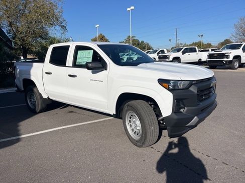 New 2026 Chevrolet Colorado W/T image 9