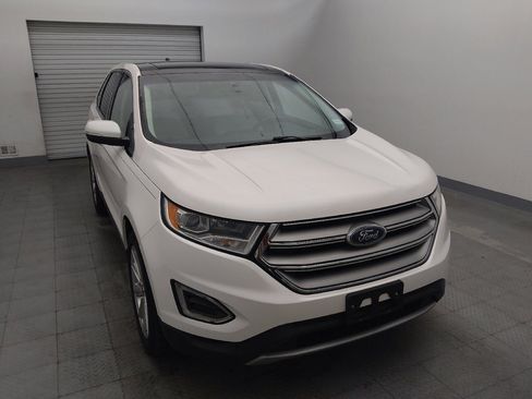Used 2018 Ford Edge Titanium w/ Equipment Group 301A FWD image 14