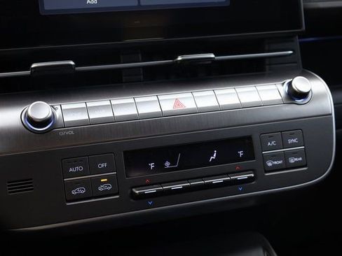 New 2026 Hyundai Kona SEL Premium image 20