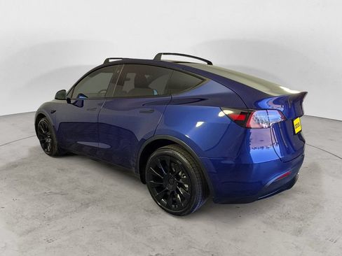 Used 2023 Tesla Model Y Long Range AWD/4WD image 7