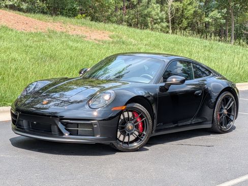 Certified 2023 Porsche 911 Carrera GTS RWD image 1