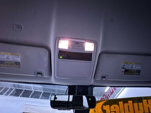 Used 2021 Toyota Tacoma SR5 image 31