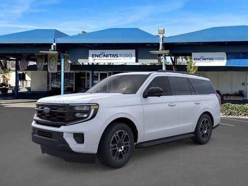 New 2026 Ford Expedition Active image 1