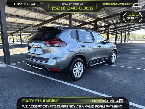 Used 2018 Nissan Rogue S image 7
