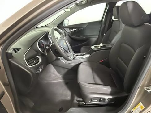 Used 2023 Chevrolet Malibu LT FWD image 11