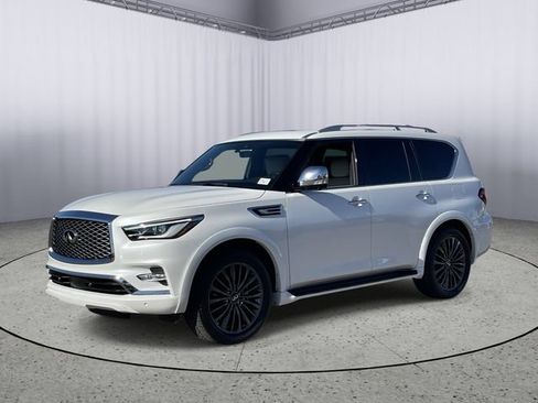 Certified 2023 INFINITI QX80 Sensory w/ Cargo Package AWD/4WD image 2
