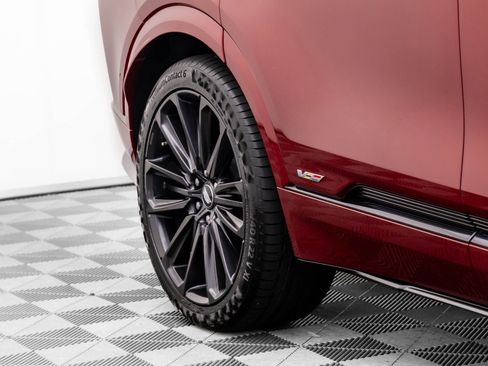 New 2026 Cadillac Lyriq V w/ LPO, Floor Liner Package image 31