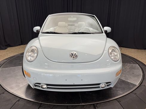 Used 2005 Volkswagen Beetle GLS image 11