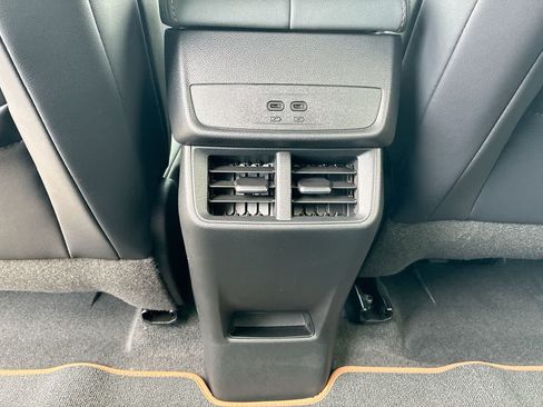 New 2026 GMC Terrain AT4 w/ Technology Package II AWD/4WD image 21