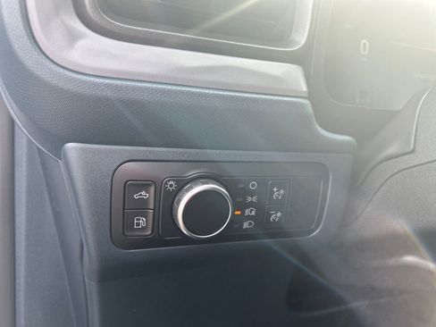 New 2025 Ford Maverick XL w/ Equipment Group 101A image 23