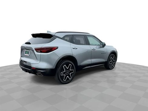 Certified 2023 Chevrolet Blazer RS w/ Enhanced Convenience Package image 8