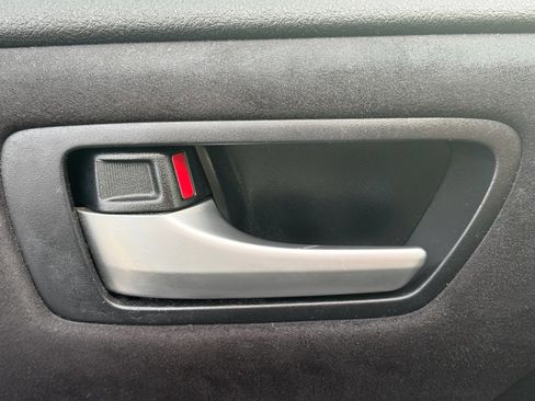 Used 2016 Toyota Camry XSE w/ Moonroof Package image 9