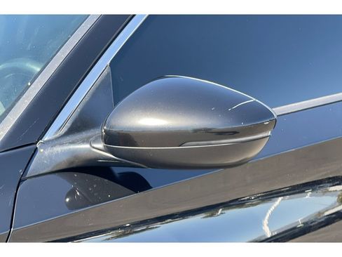 Used 2018 Honda Accord Touring image 51