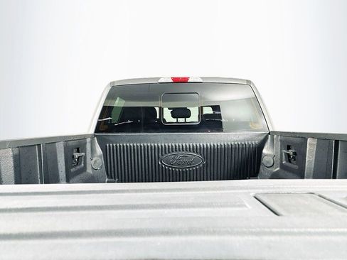 Used 2018 Ford F150 Lariat image 36