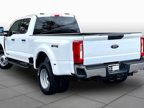 Used 2026 Ford F350 XLT AWD/4WD image 12