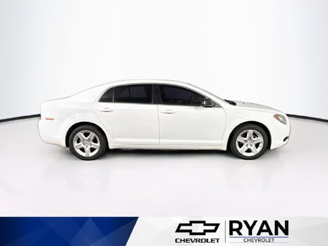Used 2011 Chevrolet Malibu LS FWD image 8