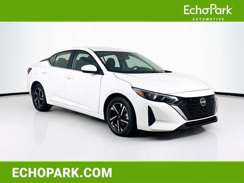 Used 2025 Nissan Sentra SV FWD image 1