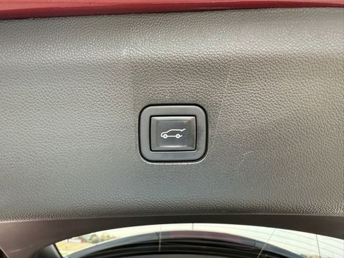 Used 2020 Buick Enclave Essence w/ Sport Touring Edition image 24