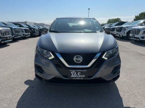 Used 2021 Nissan Rogue Sport S FWD image 3
