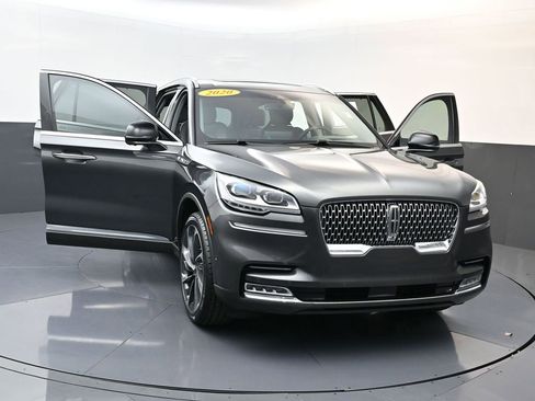 Used 2020 Lincoln Aviator Reserve w/ Equipment Group 202A image 31