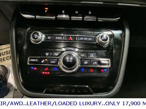 Used 2022 Lincoln Corsair AWD w/ Equipment Group 101A image 41