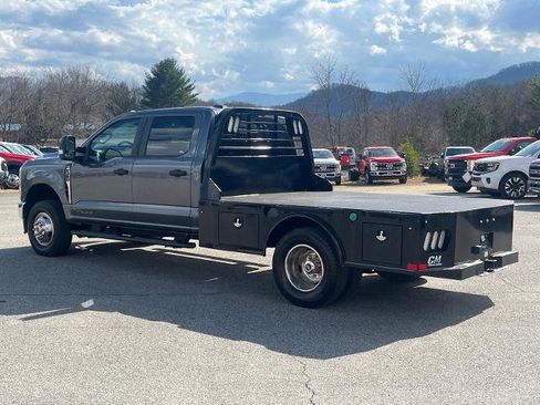 Certified 2023 Ford F350 XL w/ XL Chrome Package image 4
