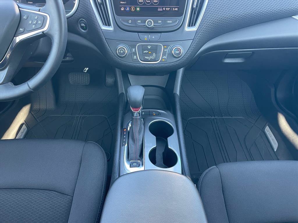 Used 2024 Chevrolet Malibu RS w/ LPO, Floor Liner Package FWD image 17