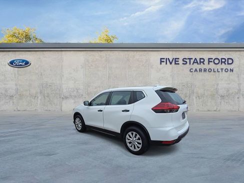 Used 2019 Nissan Rogue S FWD image 6
