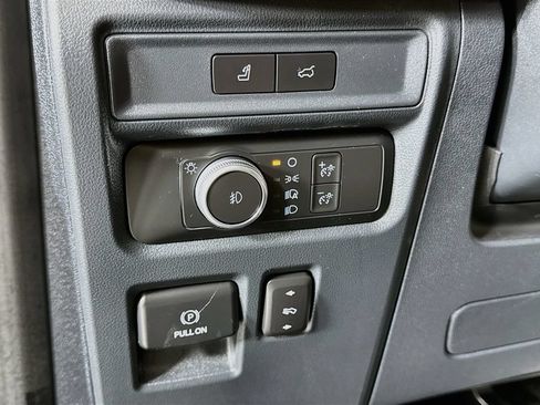 Used 2022 Ford Expedition Limited AWD/4WD image 21