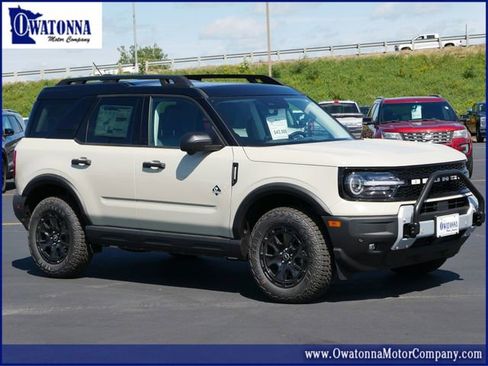 New 2025 Ford Bronco Sport Outer Banks w/ Sasquatch Outer Banks Package AWD/4WD image 1