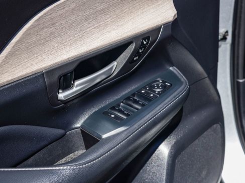 Certified 2024 Toyota Grand Highlander Platinum image 23