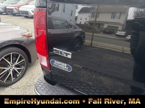 Used 2024 RAM 1500 Classic SLT image 5