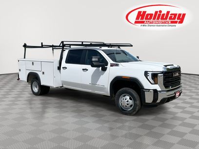 New 2026 GMC Sierra 3500 Pro w/ Convenience Package