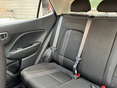 Used 2026 Hyundai Venue SEL FWD image 39