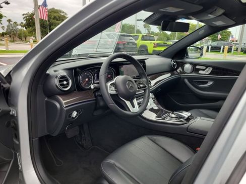 Used 2019 Mercedes-Benz E 300 image 14