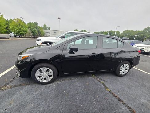 Used 2025 Nissan Versa S w/ Trunk Package FWD image 4