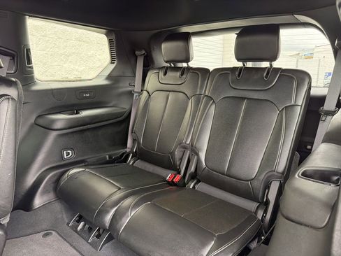 Certified 2024 Jeep Grand Cherokee L Limited w/ Luxury Tech Group II image 25