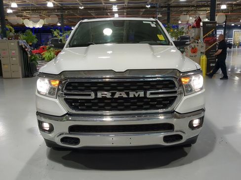 Used 2022 RAM 1500 Big Horn AWD/4WD image 3