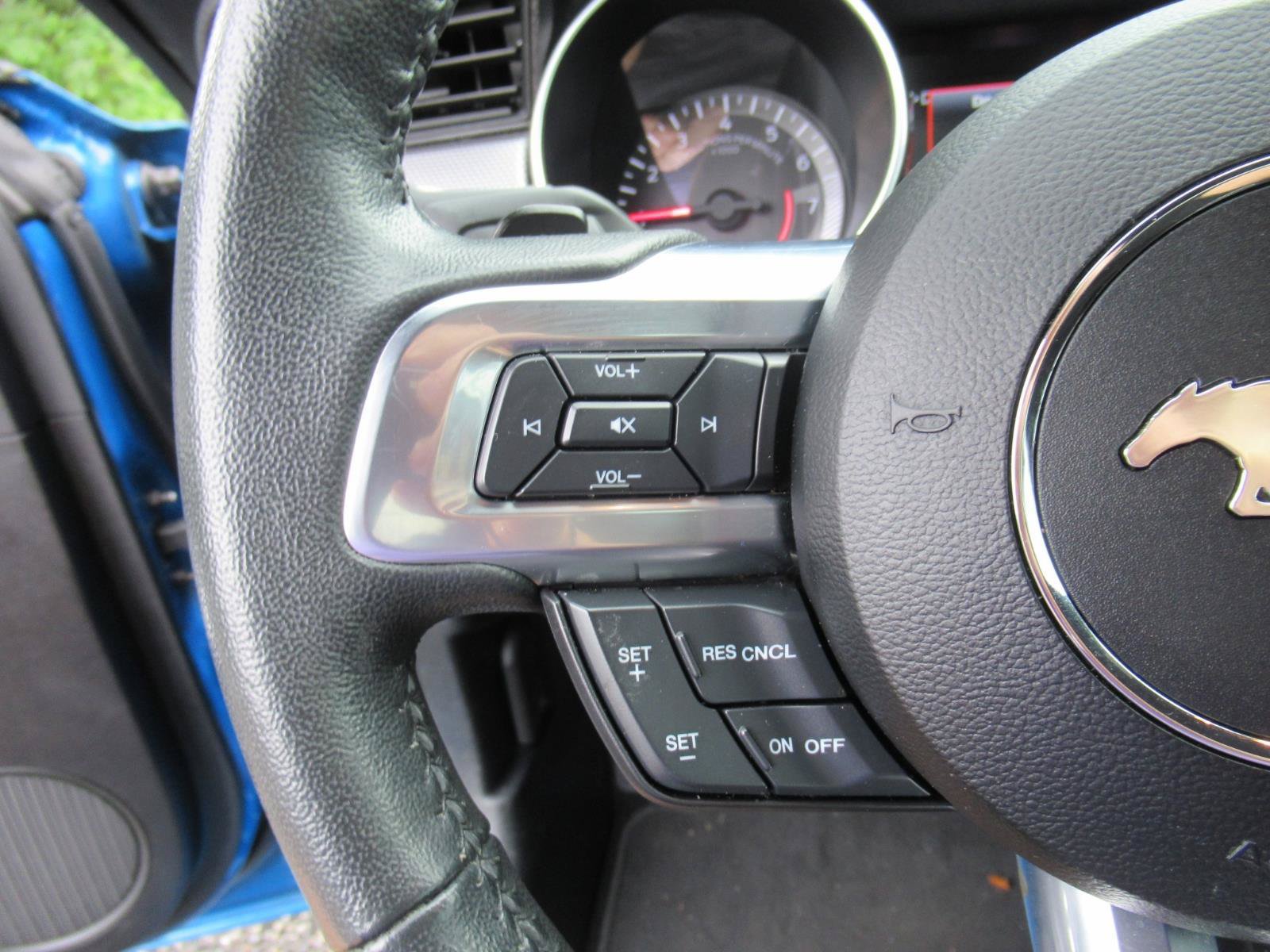 Used 2020 Ford Mustang Coupe w/ Equipment Group 101A RWD image 20