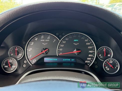 Used 2009 Chevrolet Corvette Coupe w/ Preferred Equipment Group RWD image 21