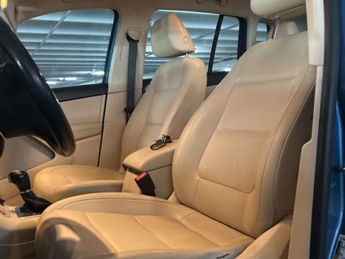 Used 2017 Volkswagen Tiguan S FWD image 7