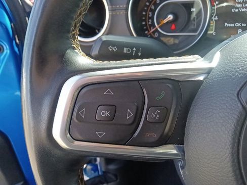 Used 2022 Jeep Gladiator Overland image 17