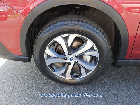 Used 2022 Subaru Outback Limited AWD/4WD image 9