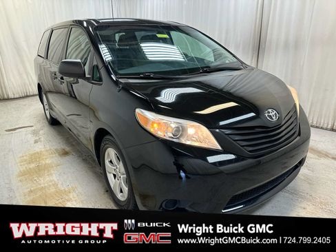 Used 2014 Toyota Sienna L FWD image 1