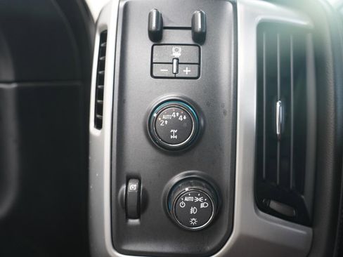 Used 2018 GMC Sierra 1500 SLT AWD/4WD image 24