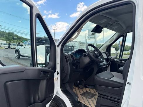 New 2026 RAM ProMaster 3500 w/ Convenience Group FWD image 15
