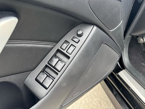 Used 2014 INFINITI Q60 Convertible w/ Premium Package image 21