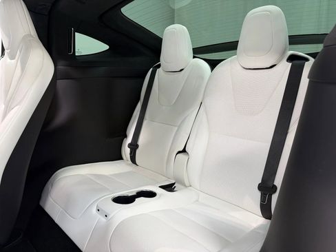 Used 2023 Tesla Model X Plaid image 19