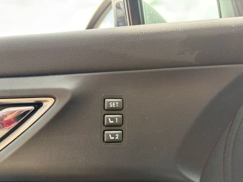 Used 2023 Subaru Ascent Limited w/ Technology Package AWD/4WD image 11