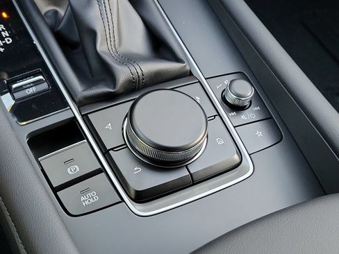 New 2026 MAZDA MAZDA3 s Sport FWD image 31